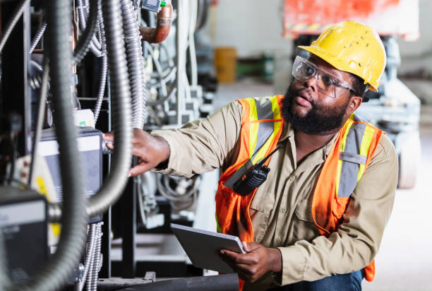 Best Affordable Emergency Electrician  in Redgranite, WI